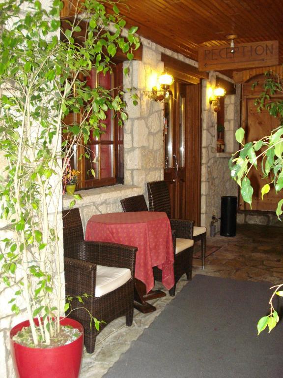 Hotel Koziakas Elati  Экстерьер фото